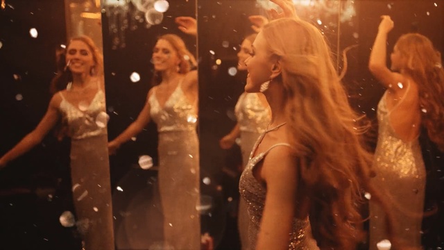 Video Reference N5: lady, beauty, girl, dress, fashion, performance, performance art, event, ceremony, fun, Person
