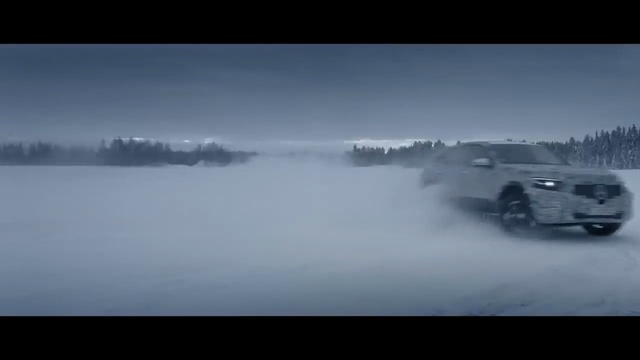 Video Reference N2: Nature, Atmospheric phenomenon, Vehicle, Snow, Water, Winter, Car, Sky, Automotive design, Fog