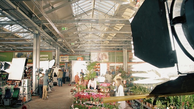Video Reference N5: Building, Ceiling, Architecture, Interior design, Plant, City, Flower, Market
