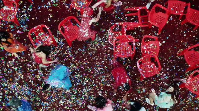 Video Reference N0: Red, Confetti, Glitter, Party supply, Christmas ornament