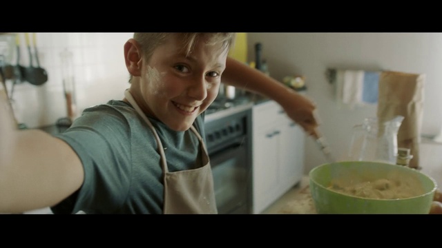 Video Reference N0: Face, Head, Cooking, Food, Room, Smile, Baking, Eating, Cuisine, Child
