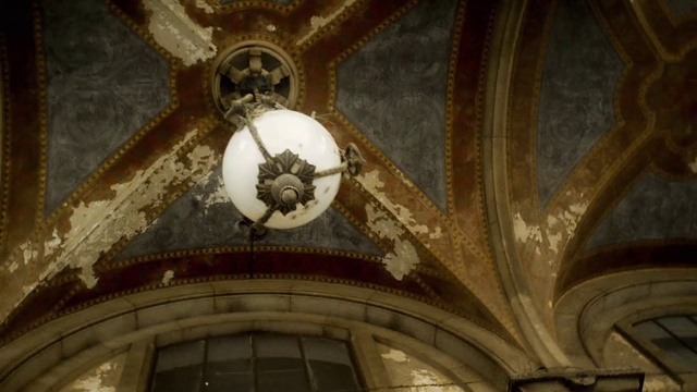 Video Reference N0: Ceiling, Architecture, Arch, Building, Byzantine architecture, Dome, Place of worship, Basilica, Symmetry