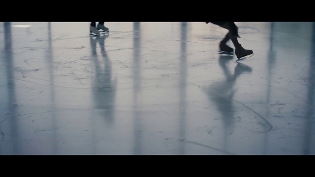Video Reference N1: Water, Reflection, Ice skating, Footwear, Shadow, Sky, Leg, Floor, Atmosphere, Skating