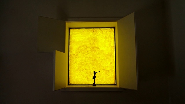 Video Reference N1: Yellow, Light, Wall, Red, Lighting, Orange, Room, Light fixture, Window, Shadow