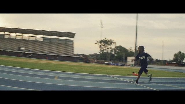 Video Reference N4: Sky, Sprint, Running, Sport venue, Sports, Athlete, Recreation, Line, Track and field athletics, Sports training