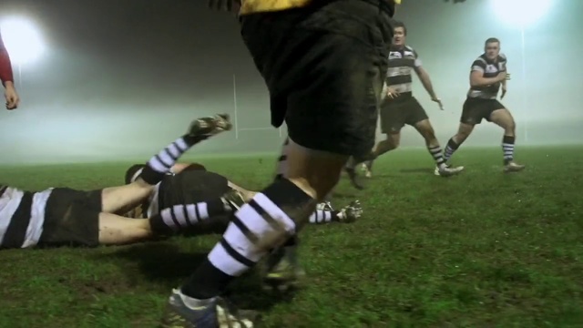 Video Reference N2: Player, Sports gear, Rugby, Football player, Tackle, Team sport, Rugby union, Sports, Sports equipment, Rugby league