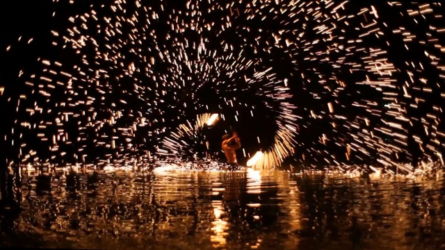 Video Reference N2: Reflection, Water, Light, Night, Darkness, Midnight, Fireworks, Sky, Fête, Festival
