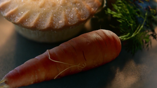Video Reference N6: vegetable, carrot, food, dish, vegetarian food, recipe