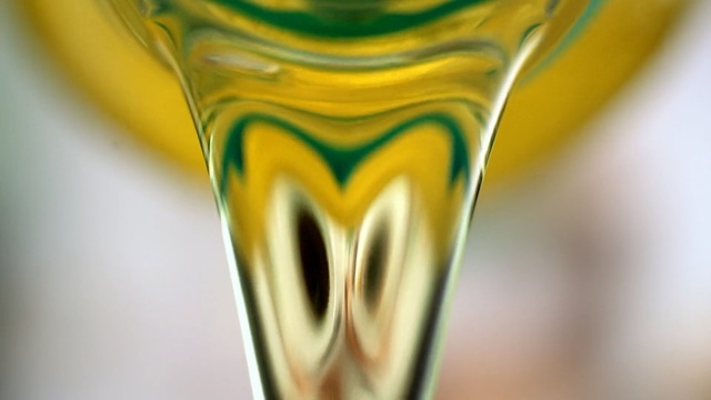 Video Reference N5: Close-up, Yellow, Glass, Macro photography, Drinkware, Vase, Still life photography