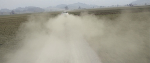 Video Reference N0: fog, mist, water resources, dust, sky, road, smoke