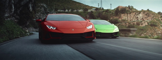Video Reference N1: Land vehicle, Vehicle, Car, Supercar, Sports car, Automotive design, Lamborghini, Performance car, Green, Lamborghini aventador