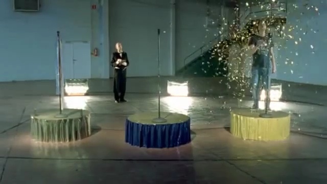 Video Reference N2: vessel, Person
