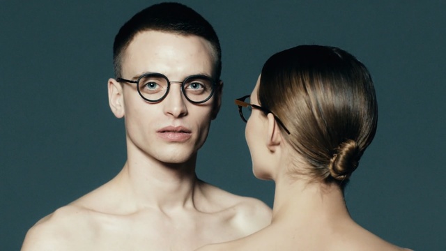 Video Reference N3: eyewear, vision care, glasses, beauty, fashion model, sunglasses, Person
