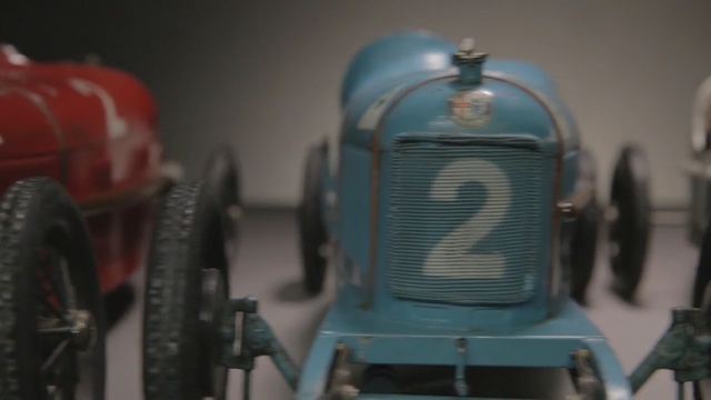 Video Reference N6: Vehicle, Fictional character