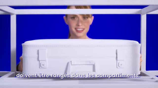 Video Reference N1: Rectangle, Plastic, Bathtub, Person