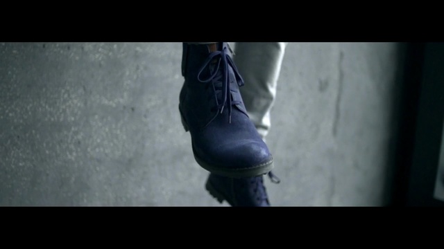 Video Reference N3: Footwear, Shoe, Boot, Leg, Joint, Human leg, Photography, Recreation, Outdoor shoe, Adventure