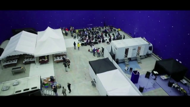 Video Reference N3: Stage, Crowd, Architecture, Photography, Performance, Fun, World, Space