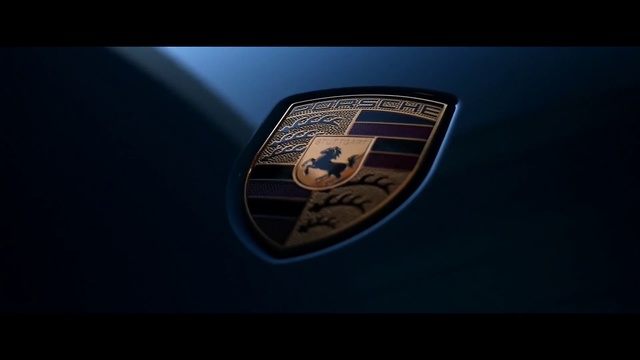Video Reference N0: Automotive design, Emblem, Vehicle, Car, Logo, Trademark, Font, Symbol, Porsche, Macro photography