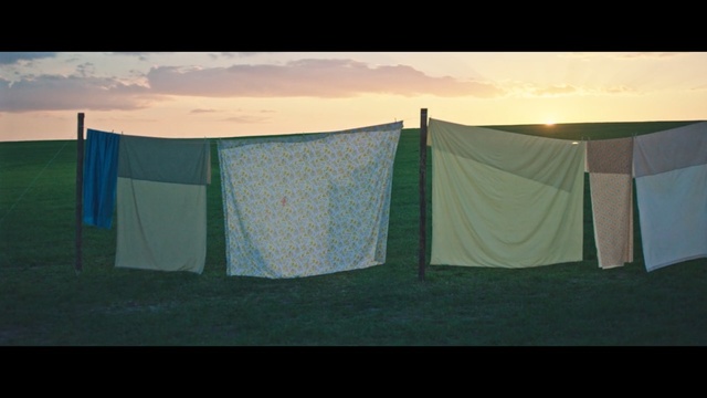 Video Reference N2: Tent, Morning, Sky, Grass, Shade, Architecture, Tints and shades, Daylighting, House