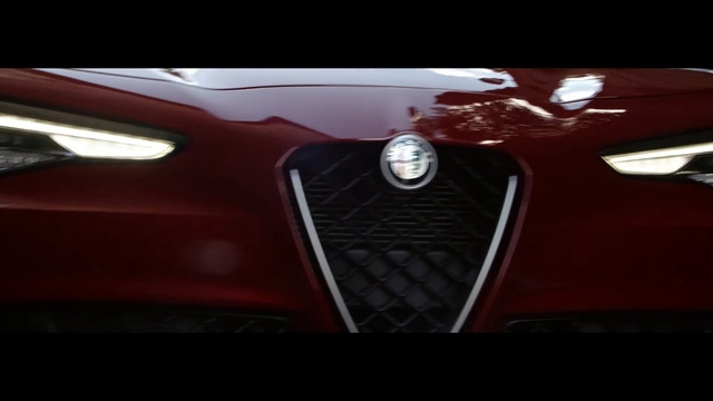Video Reference N2: Land vehicle, Vehicle, Car, Automotive design, Alfa romeo, Alfa romeo 8c, Executive car, Compact car