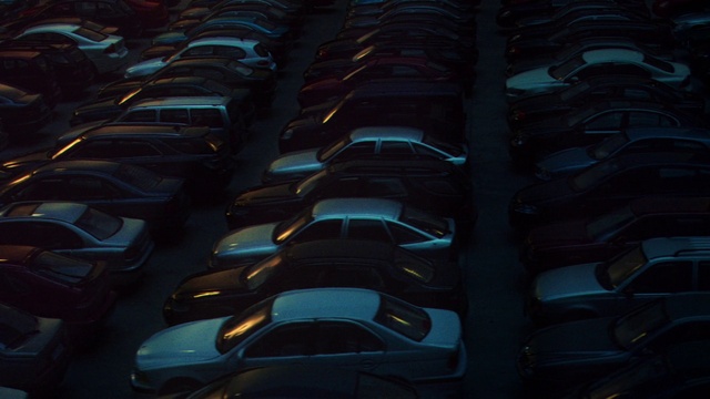 Video Reference N6: Blue, Automotive design, Mode of transport, Architecture, Car, Vehicle, Night, City, Reflection, Darkness