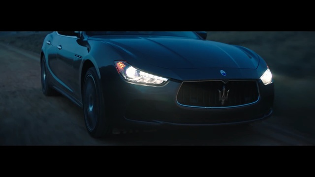 Video Reference N1: car, automobile, auto, vehicle, wheel, speed, motor vehicle, sports car, transportation, drive, fast, luxury, transport, headlight, coupe, motor, sport, sports, tire, power, design, modern, style, driving, shiny, race, road, chrome, expensive, bumper, engine, model
