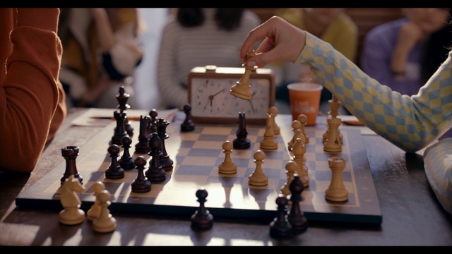 Video Reference N5: Photograph, Sports equipment, White, Black, Chessboard, Finger, Chess, Sharing, Indoor games and sports, Board game