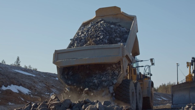 Video Reference N7: Rubble, Rock, Soil, Geological phenomenon, Demolition, Vehicle, Construction equipment