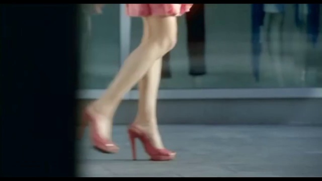 Video Reference N4: High heels, Footwear, Human leg, Leg, Shoe, Thigh, Joint, Foot, Fashion, Human body