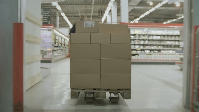 Video Reference N1: Warehouse, Product, Transport, Floor, Flooring, Architecture, Inventory, Wood, Cardboard, Plywood