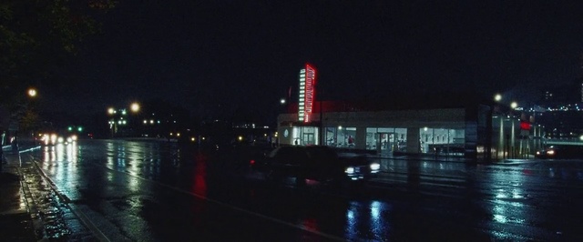 Video Reference N1: Metropolitan area, Night, Landmark, Reflection, City, Water, Metropolis, Red, Light, Human settlement