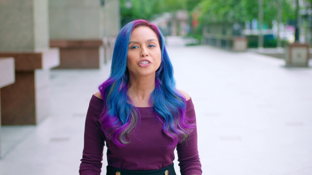 Video Reference N2: Hair, Face, Purple, Blue, Pink, Beauty, Electric blue, Blond, Magenta, Violet