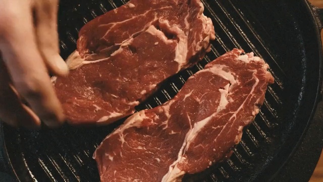 Video Reference N1: meat, steak, beef, flat iron steak, red meat, sirloin steak, roast beef, rib eye steak, animal source foods, roasting