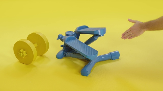 Video Reference N1: Yellow, Toy, Plastic, Vehicle, Wheel
