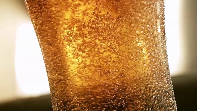 Video Reference N6: Champagne cocktail, Beer glass, Drink, Beer, Amber, Water, Pint glass, Sparkling wine, Fizz, Pint