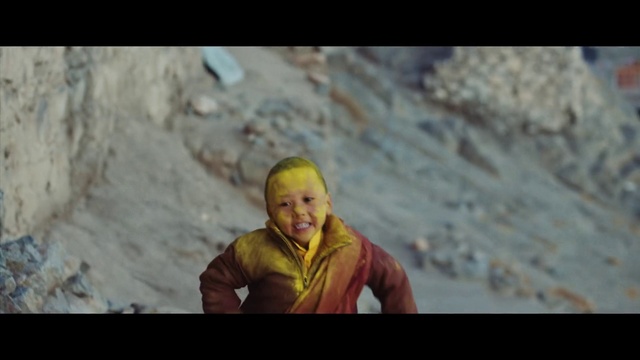 Video Reference N1: Mountaineering, Adventure, Geology, Fun, Yellow, Human, Recreation, Geological phenomenon, Organism, Photography