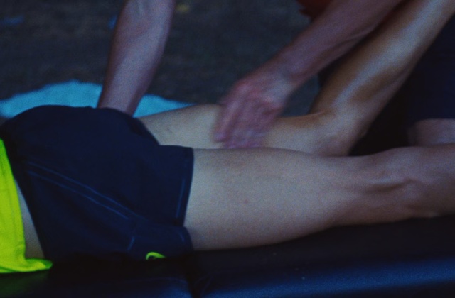 Video Reference N4: Human leg, Arm, Joint, Leg, Knee, Muscle, Hand, Elbow, Male, Calf