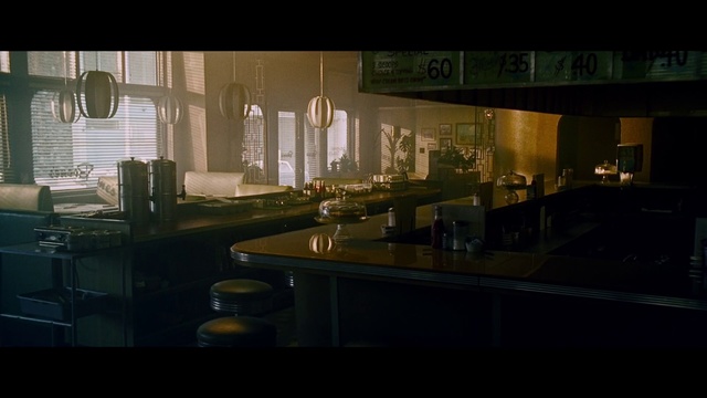 Video Reference N1: Light, Snapshot, Darkness, Screenshot, Photography, Room, Architecture, Midnight, Night, Space