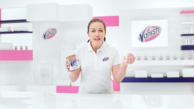 Video Reference N4: Product, Skin, Pink, Logo, Brand, Chef, Person
