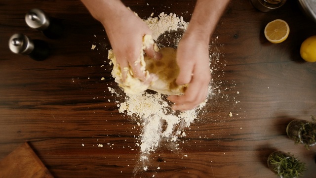 Video Reference N3: baking, mixture, ingredient, Person