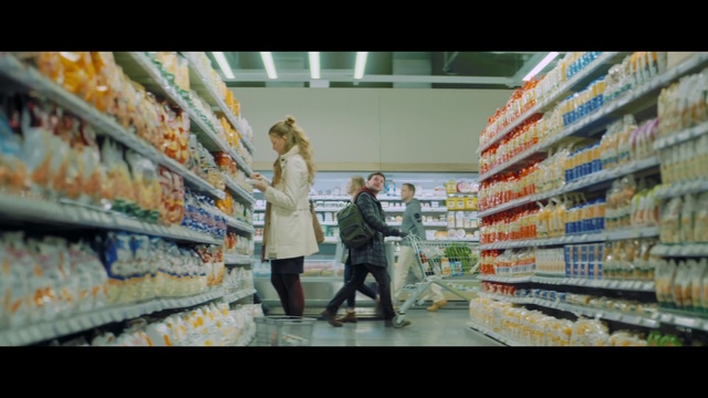 Video Reference N1: Supermarket, Grocery store, Retail, Product, Aisle, Convenience store, Building, Customer, Convenience food, Marketplace