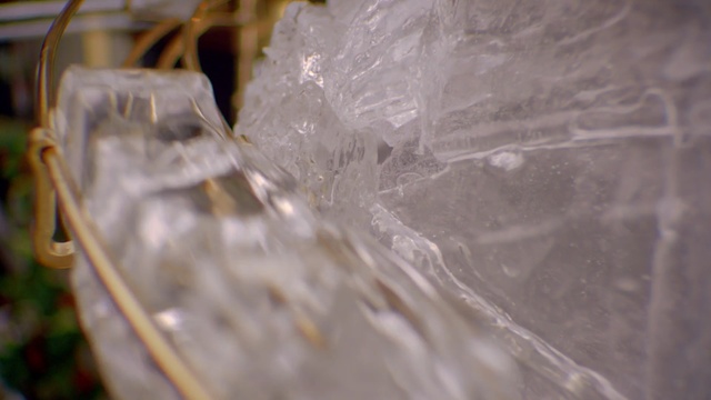 Video Reference N2: Water, Transparent material, Glass, Ice, Crystal, Plastic