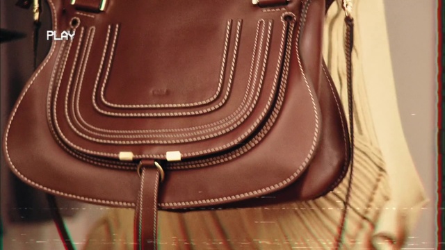 Video Reference N0: Bag, Handbag, Brown, Leather, Tan, Fashion accessory, Caramel color, Material property, Satchel, Luggage and bags