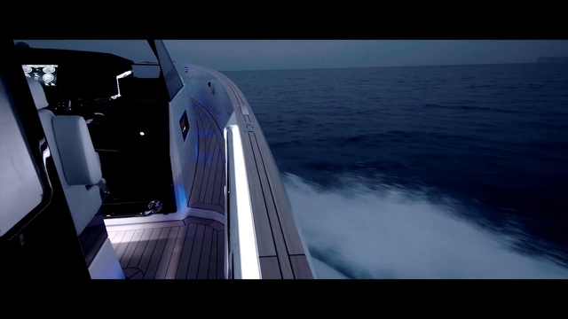 Video Reference N19: Yacht, Luxury yacht, Boat, Water transportation, Vehicle, Speedboat, Naval architecture, Sea, Ship, Watercraft