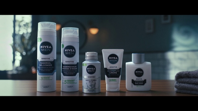 Video Reference N1: Product, Beauty, Material property, Personal care, Cosmetics, Hair care, Deodorant, Skin care, Fluid, Liquid