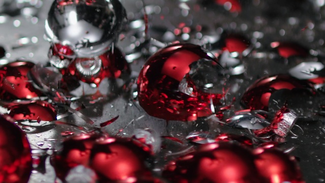 Video Reference N5: Red, Water, Christmas ornament, Close-up, Macro photography, Carmine, Photography, Drop, Plant, Glass, Person