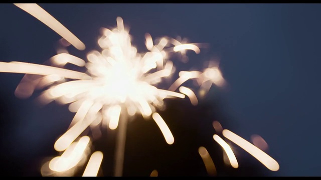 Video Reference N4: Sky, Sparkler, Light, Fireworks, Cloud, Hand, Night, Event, Fête