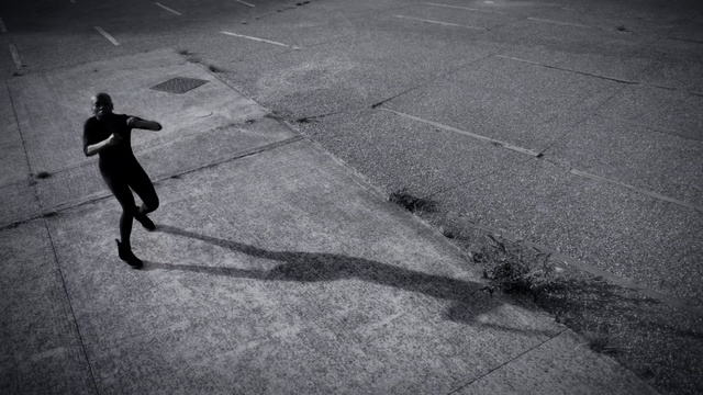Video Reference N2: Shadow, Black, Black-and-white, Standing, Monochrome, Photography, Street, Monochrome photography, Road surface, Asphalt