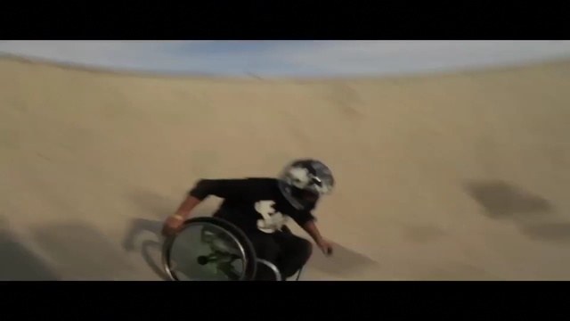 Video Reference N0: mode of transport, extreme sport, landscape, sand, adventure, screenshot, sky, freestyle motocross
