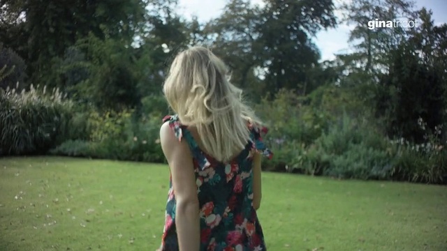 Video Reference N2: Clothing, Dress, Lady, Grass, Blond, Meadow, Summer, Fashion, Long hair, Fun